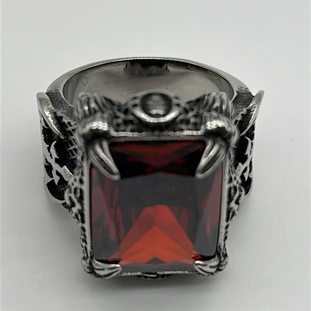 Men's Ring With Red Zirconia Size 12 NWT - Picture 3 of 8